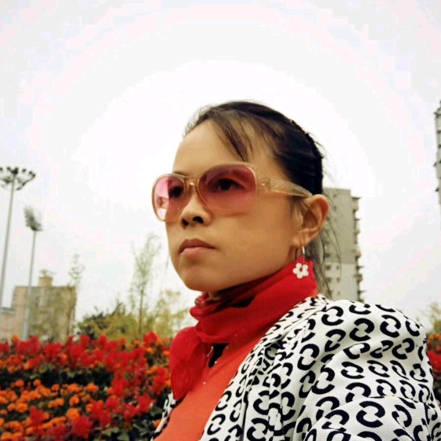 四川周姐（早上6.10开播）