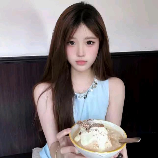 🍓瘦瘦的美人魚.