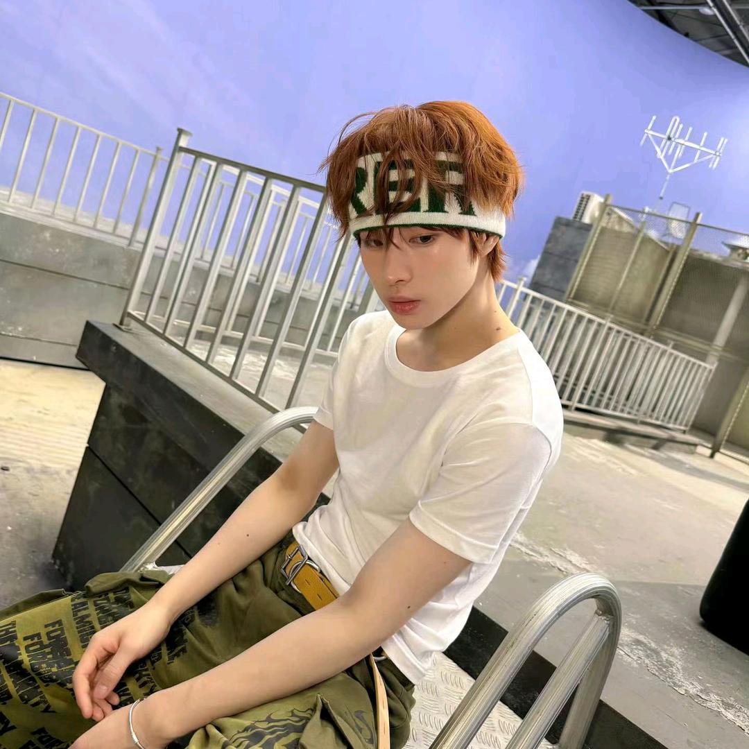 惟，潣在家吗？