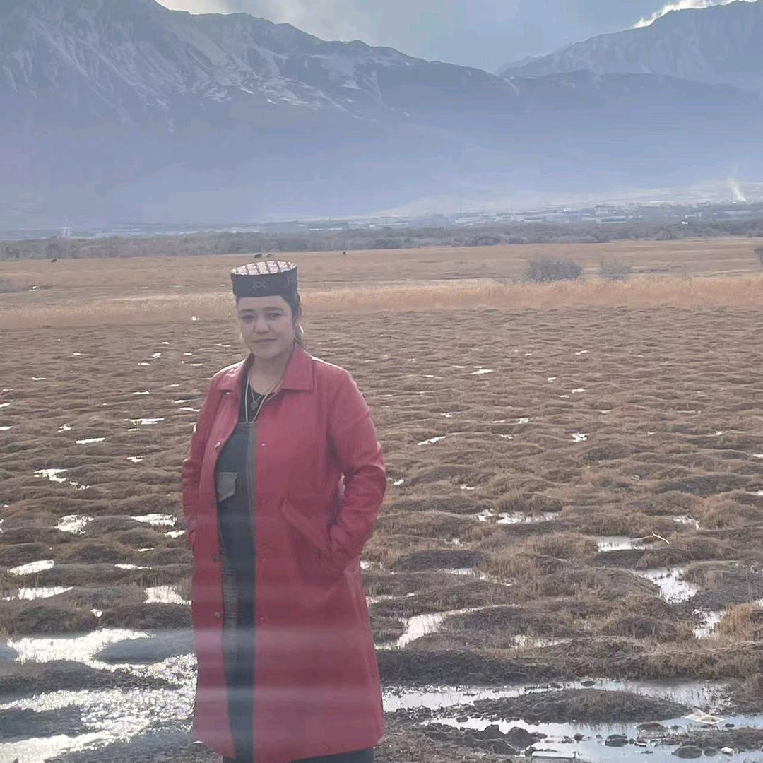 塔什库尔干塔吉克自治县憧憬服装店