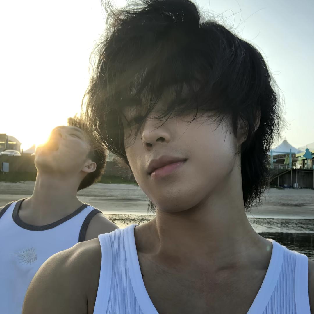 灵均_