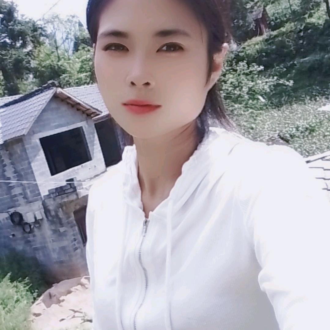 苦命女人的橱窗
