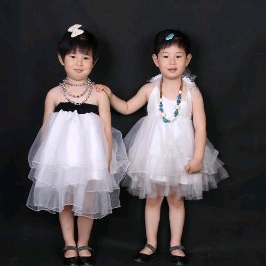 双胞胎姐妹日常