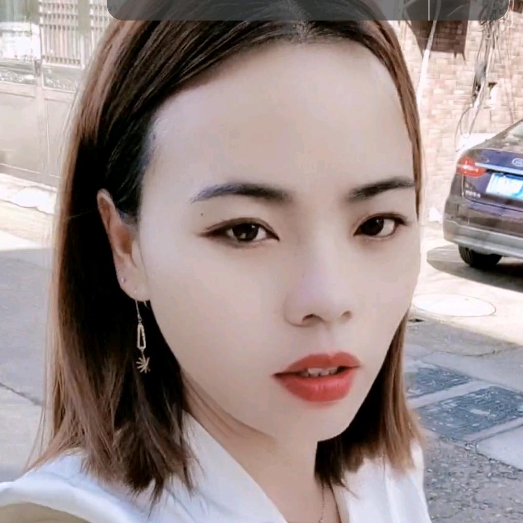 只想默默的看淡一切。