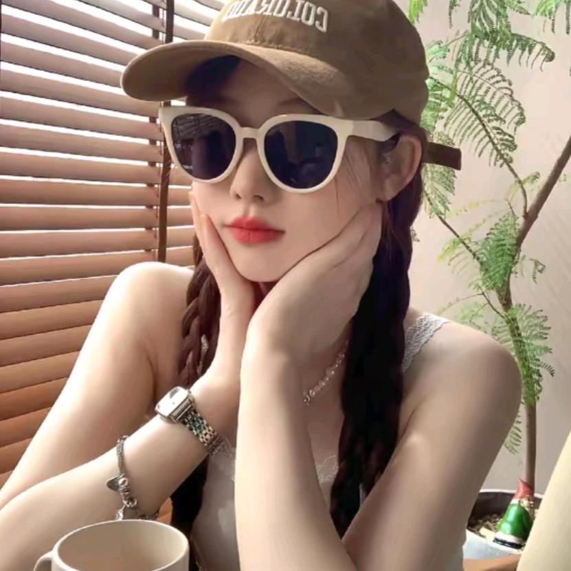 南兮努力版在路上溜达