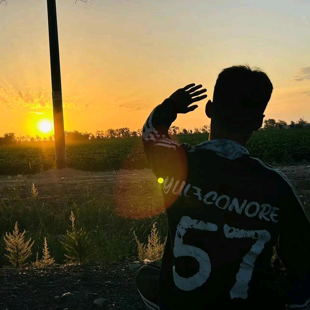 🎸