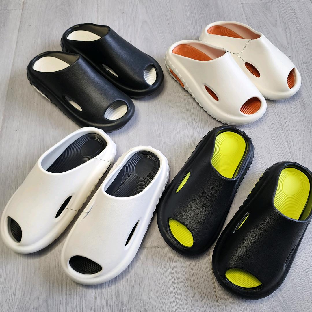 哈尔滨大超特价拖鞋批发仓