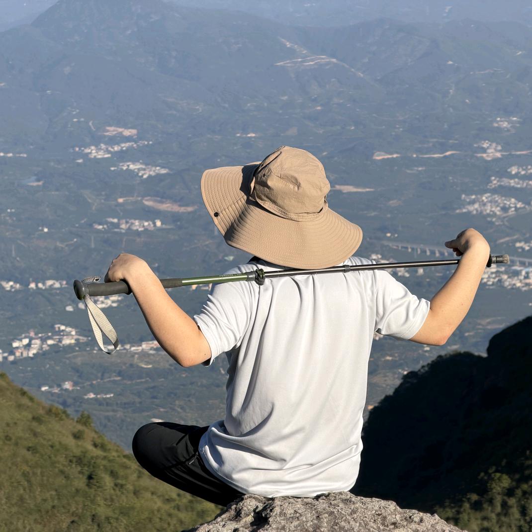 半醒半清晰Cium