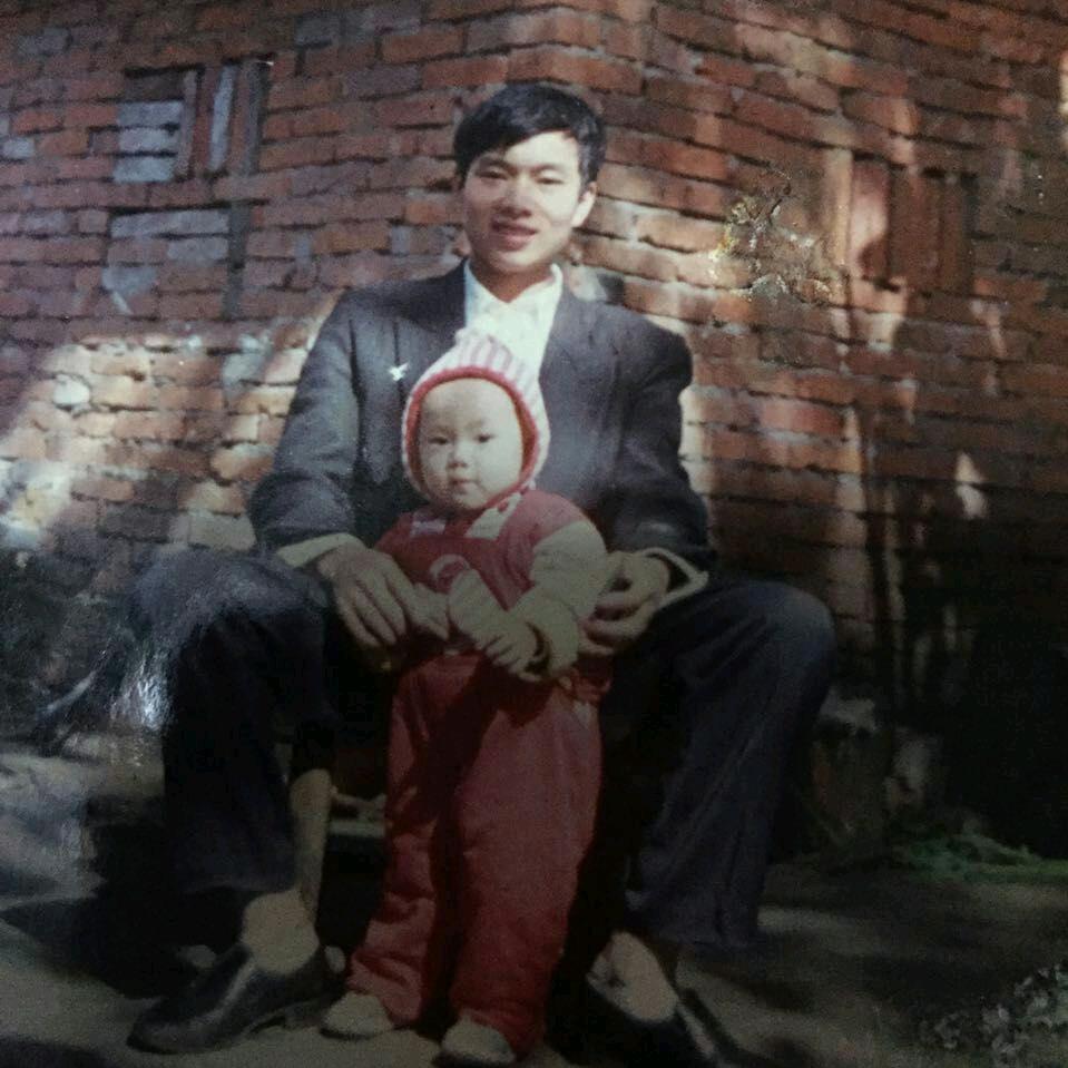 职业钓叟郑七林。