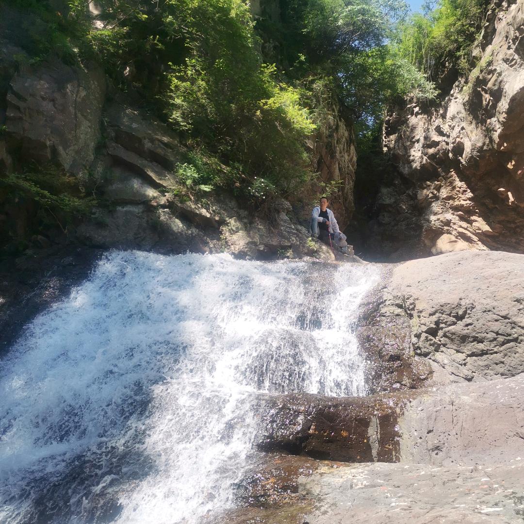 心向光明境由心生