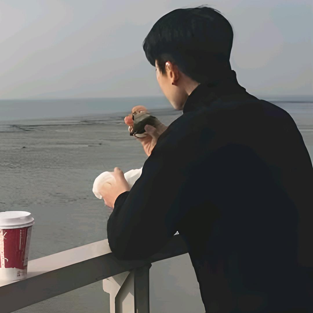九宫格直播间