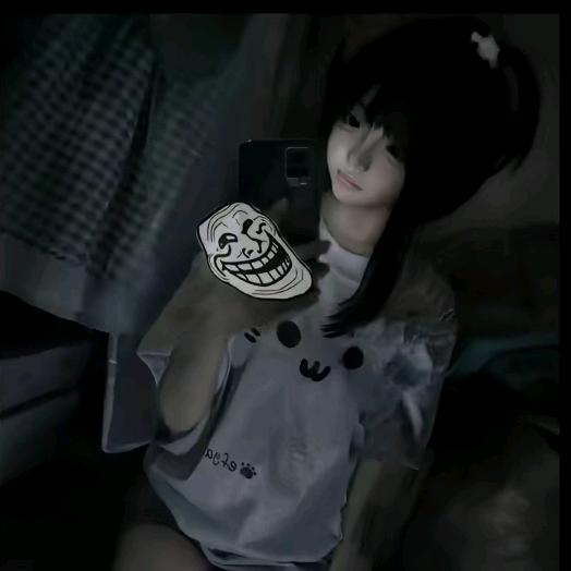 oʍo萌界小冰大王^ω^ 🍀