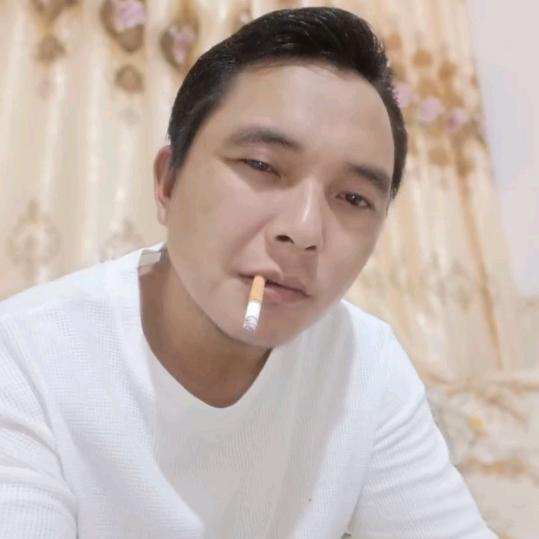LONG.泥瓦匠