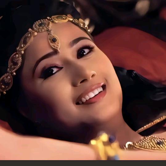 央——————措