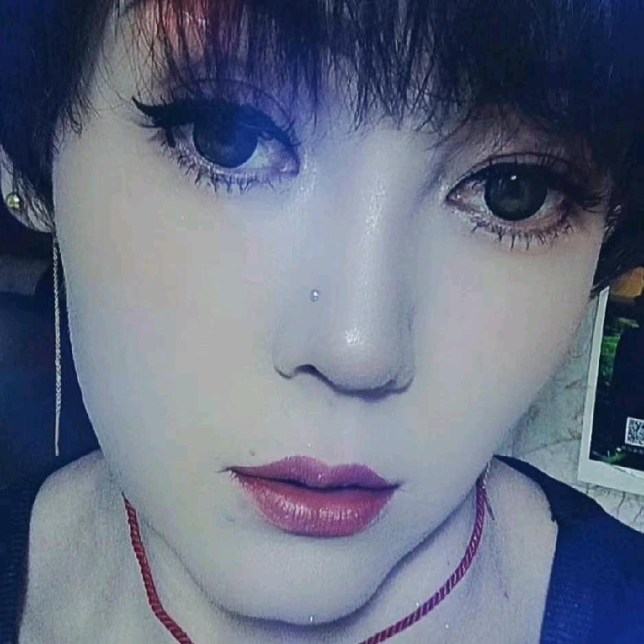 孤独的心  🍒