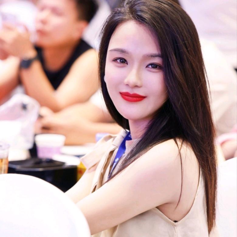 黄美丽