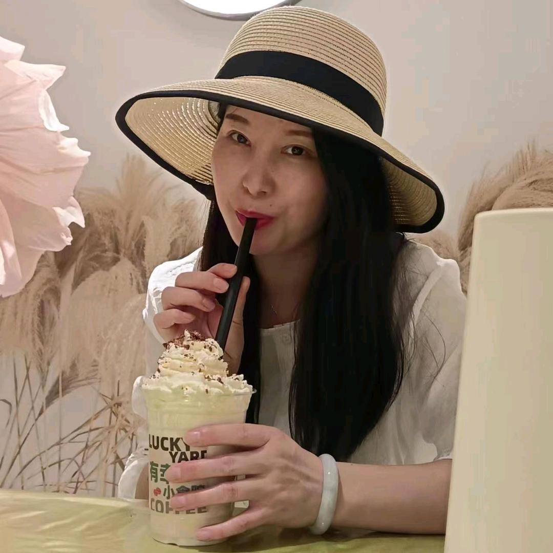 @璐希🎤（中午15:20开播）