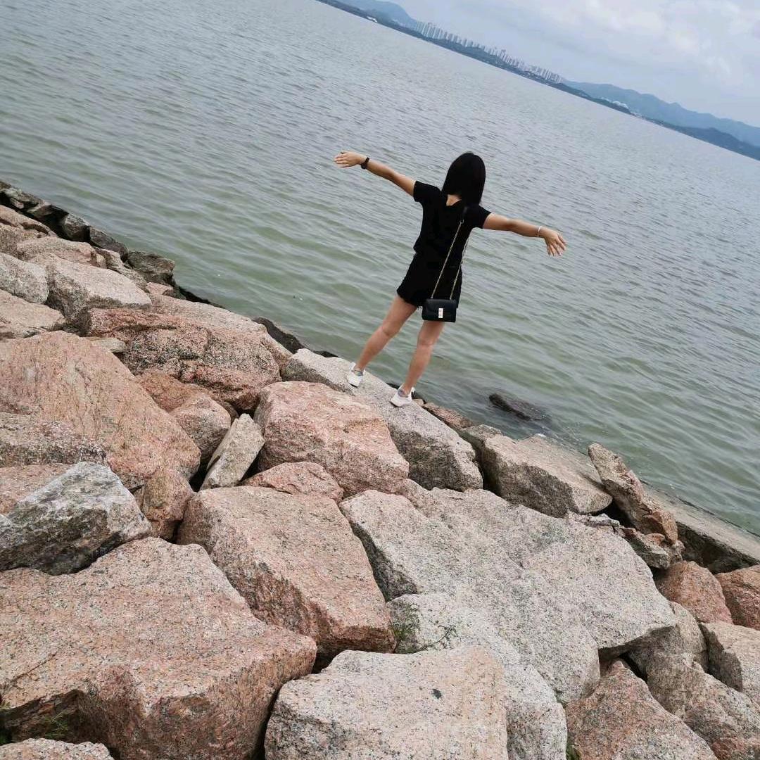 阿静