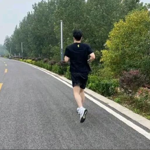 木鱼{治郁跑者}