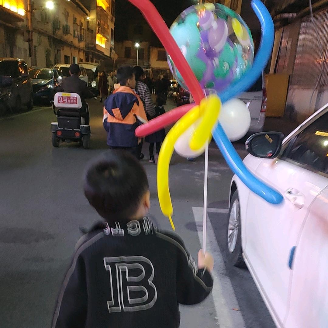 没头脑和不高兴