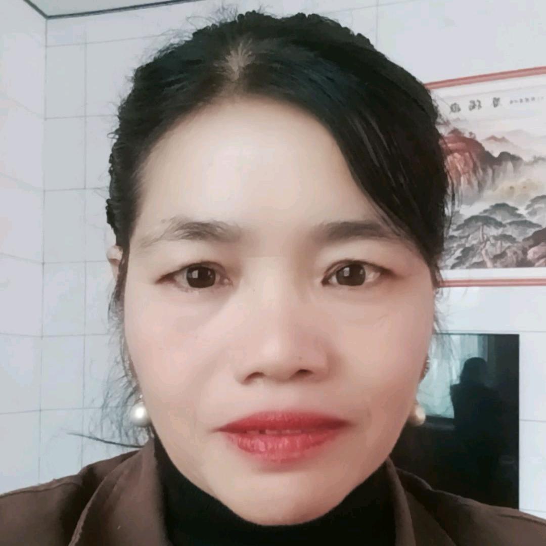 晓玲好物分享首播晚上9点开播