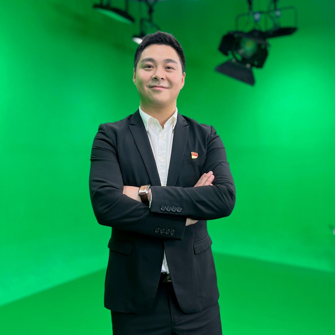 主持人阿哲