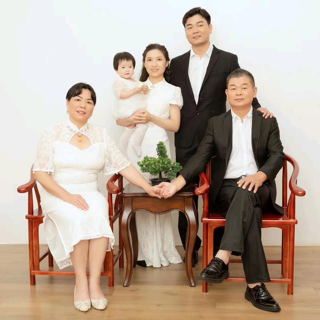 豪情万丈♥德蔡兼备