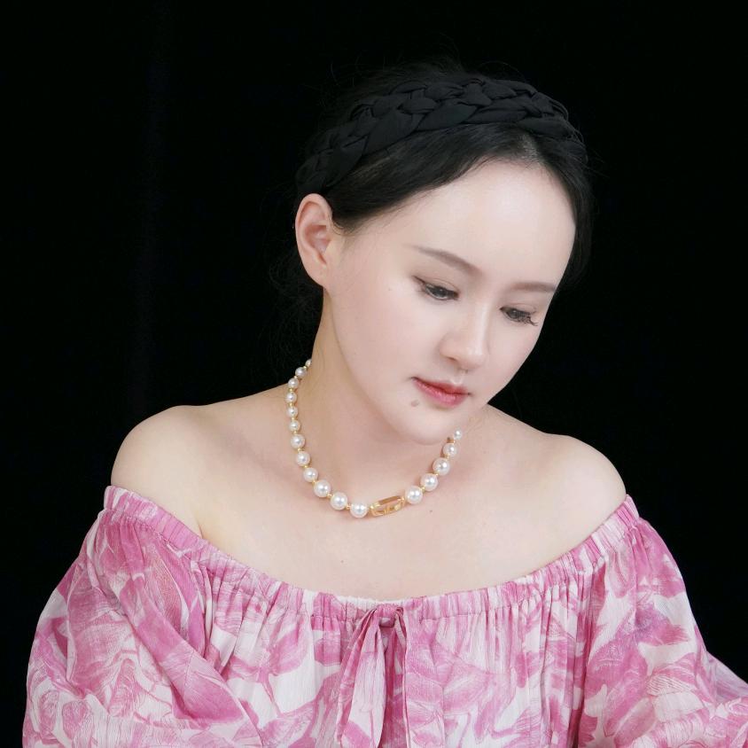 宏仁美容 佳佳
