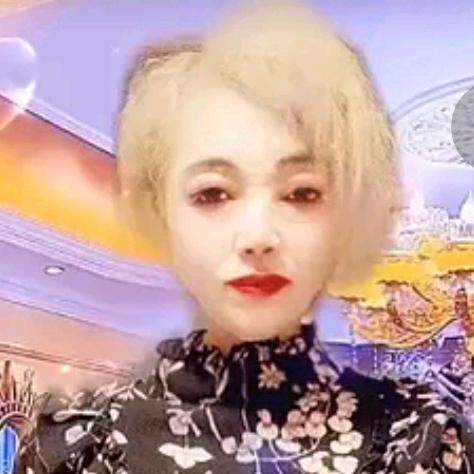 开心荣儿💞