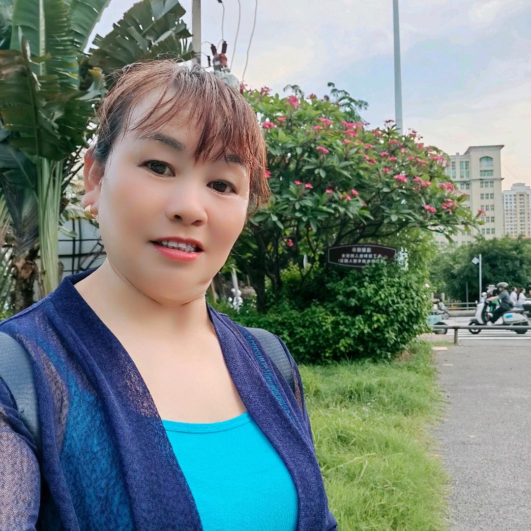 玉叶琳琳