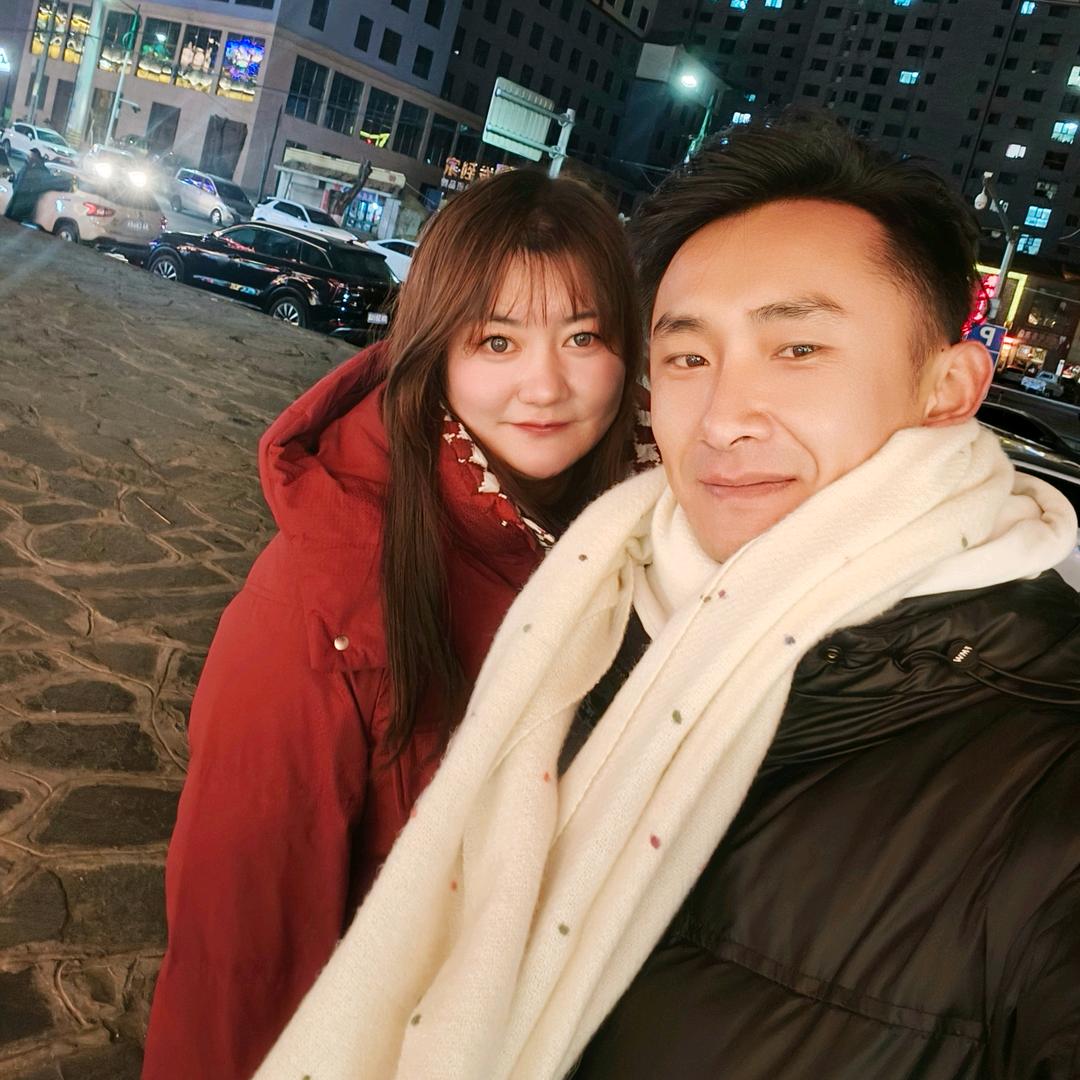 单眼皮·小怪兽🌻