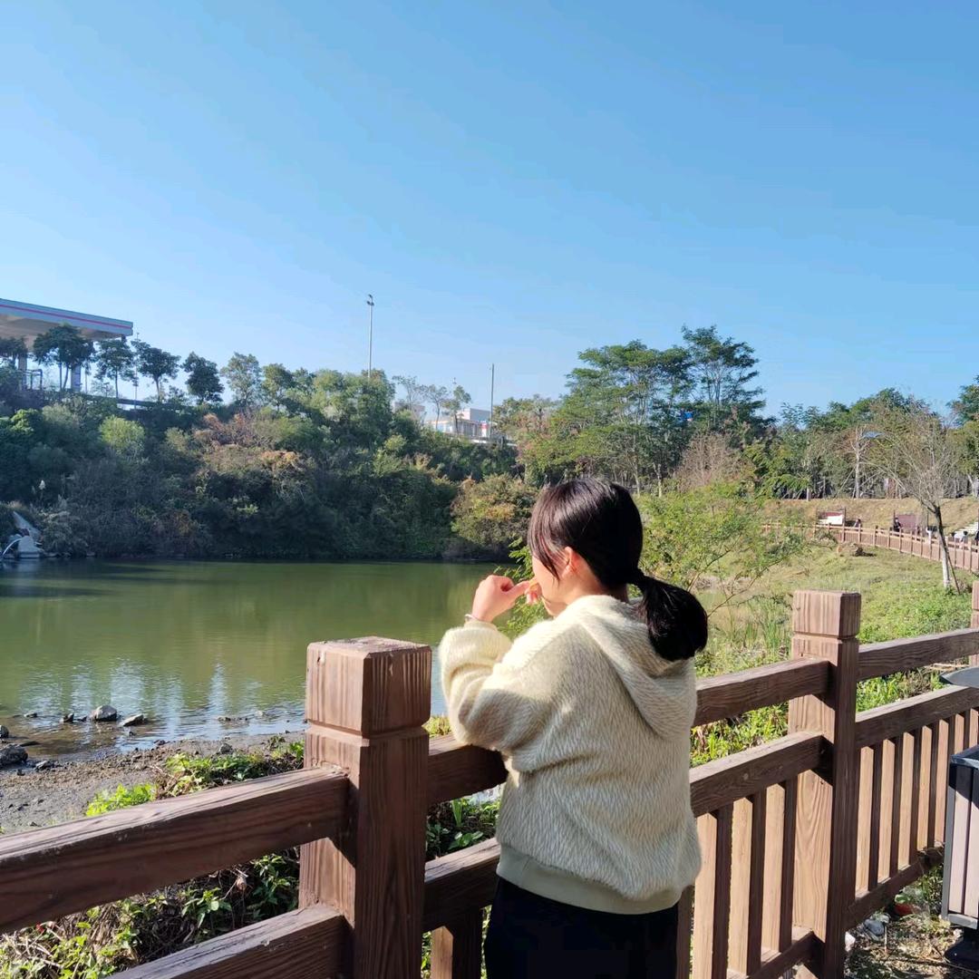 三小只
