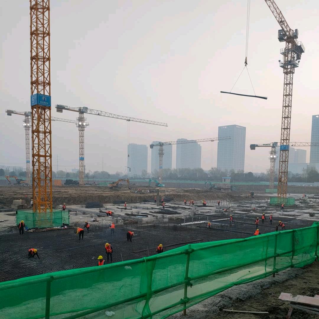 荣达建筑