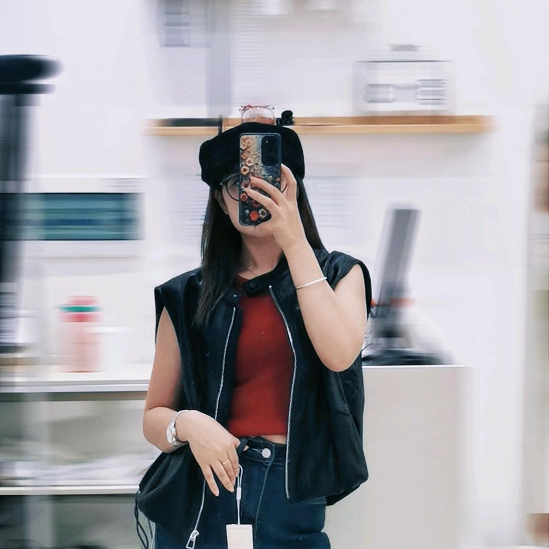 休尚百度女装营山小雪