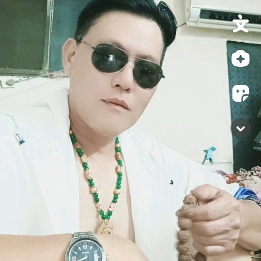 嘉鱼县从新开始昌哥回收旧衣服