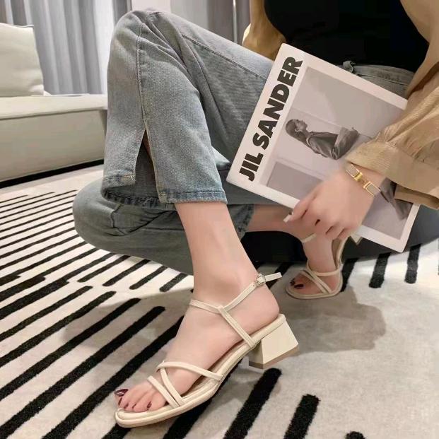 温州柜柜时尚女鞋工厂