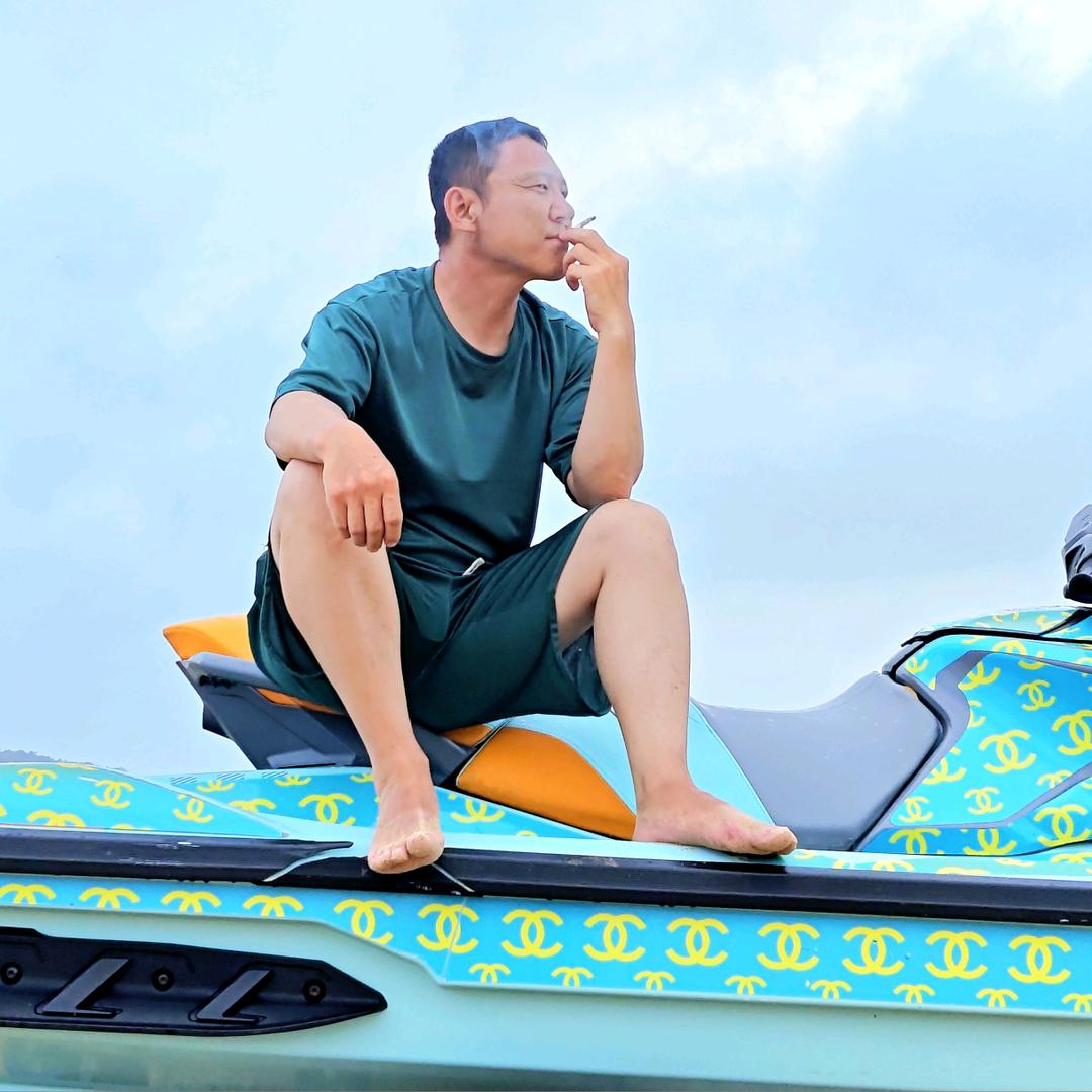 ☆爱笑的流氓☆