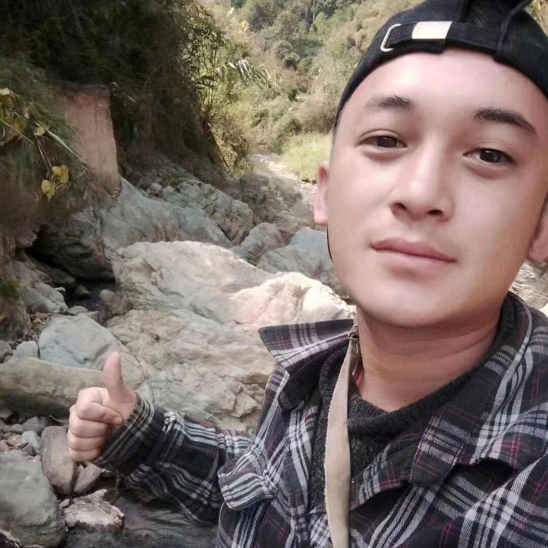 基诺山雨林徒步向导酸多伊丶