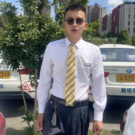 东方时尚 张大彪