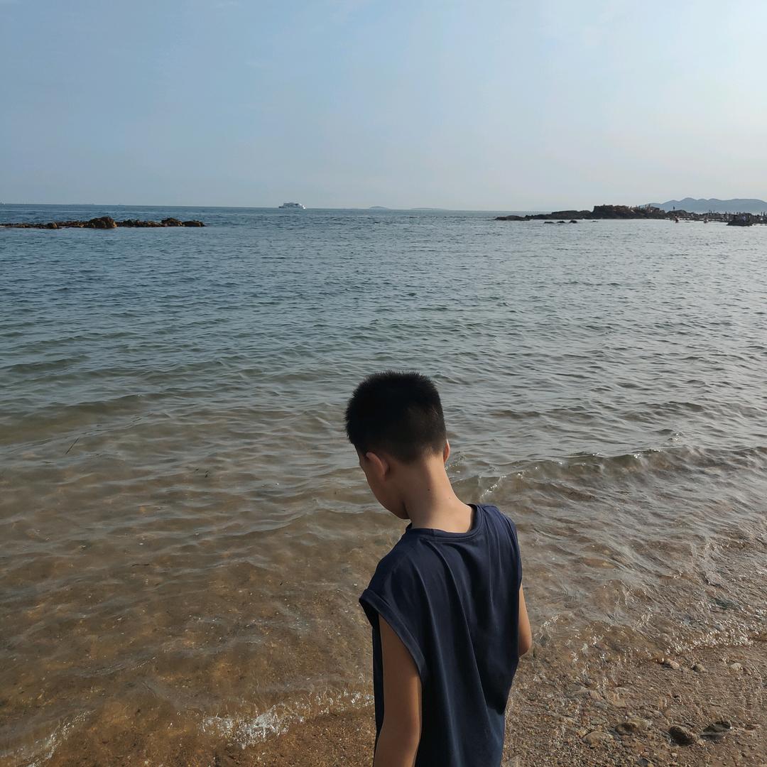 米色奇奇