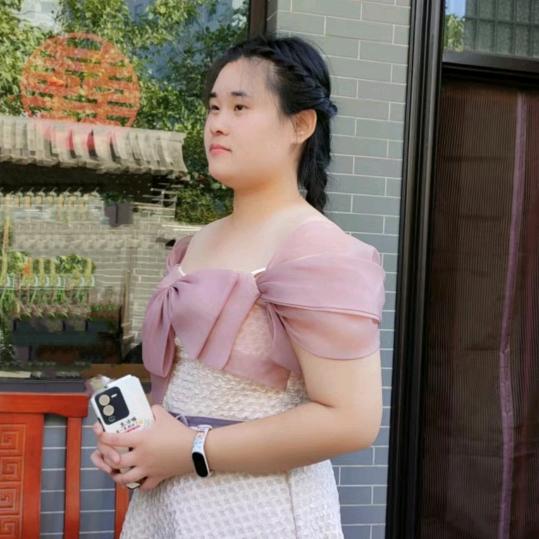 小熊吃奶盖