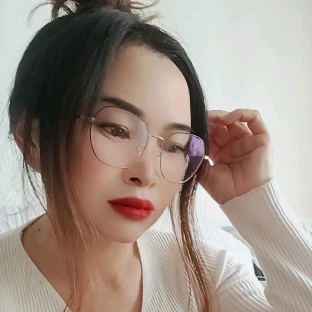 务川的付二妹独来独往
