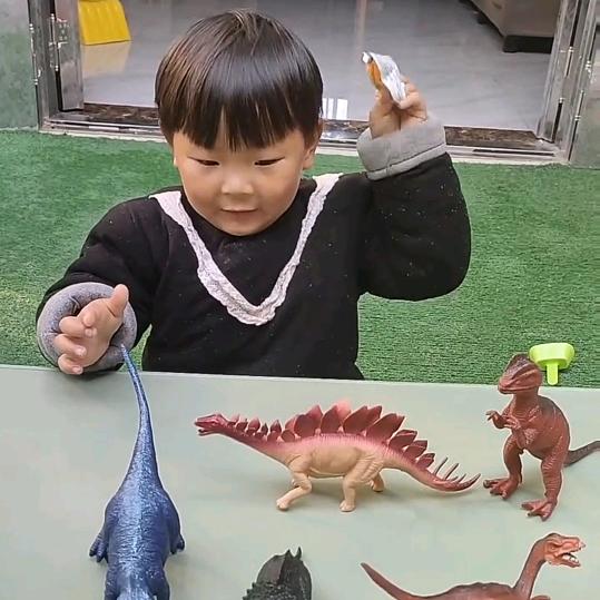 三娃虎宝宝