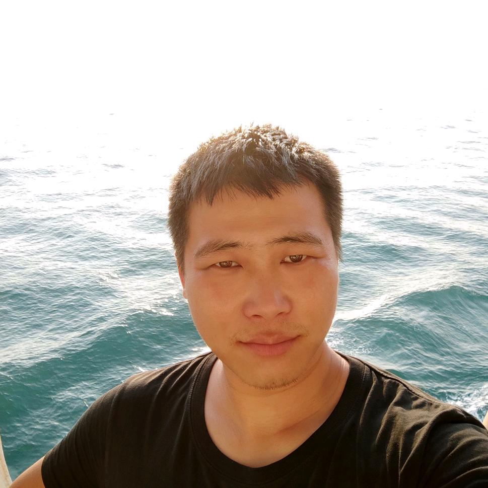 努力的小李啊