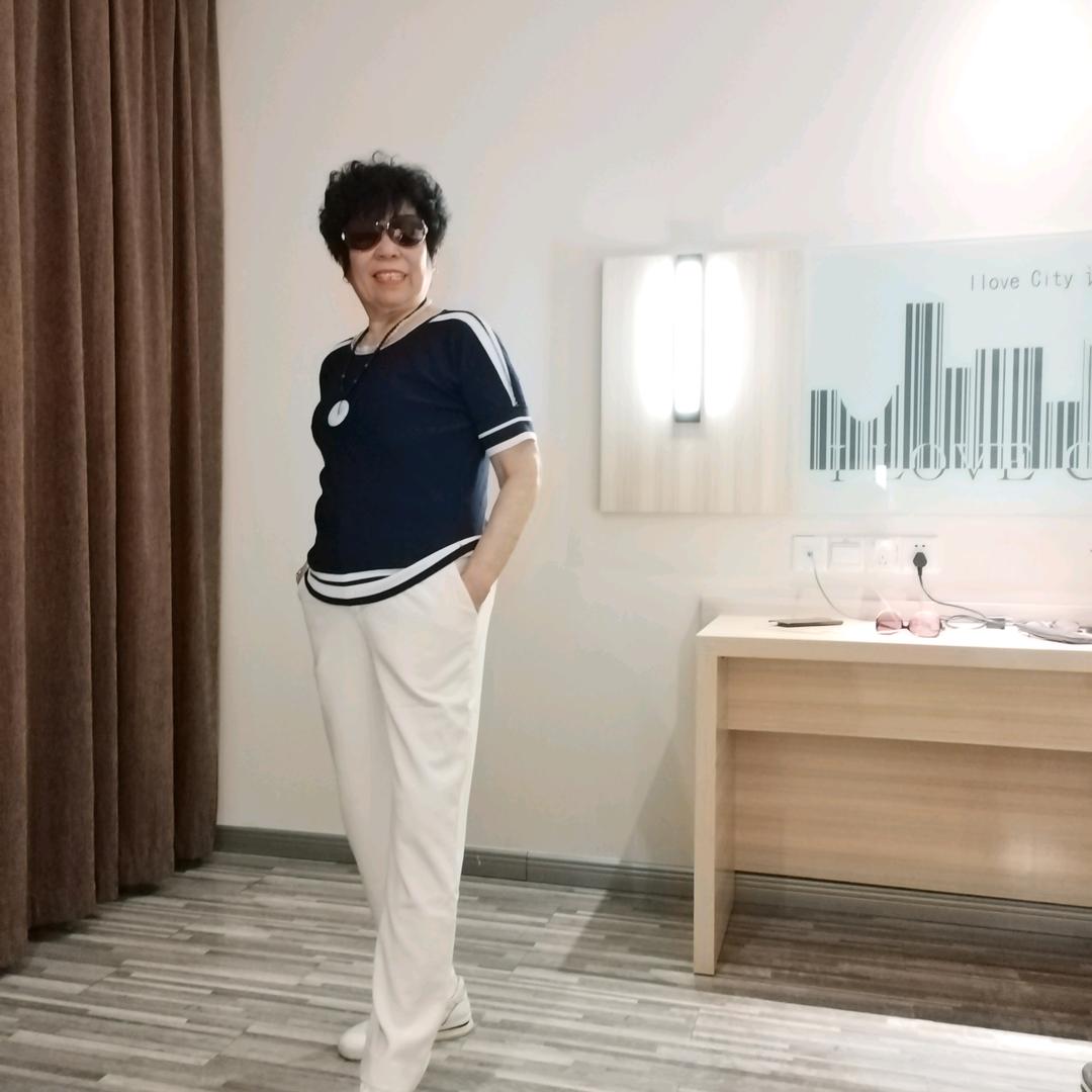 明天一李瑞英