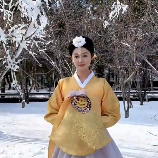 云淡风轻（不要连赞）