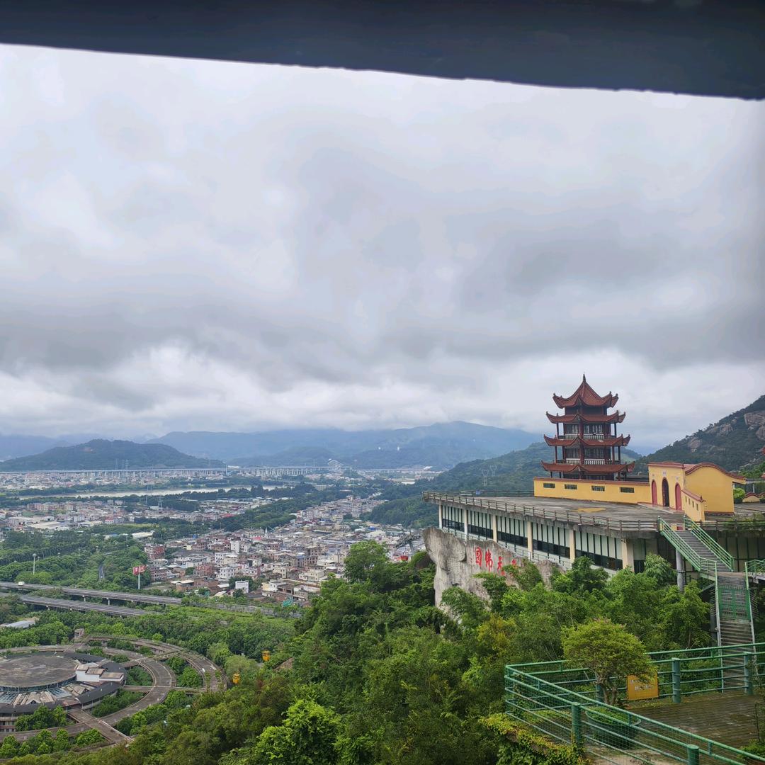 蓝允心