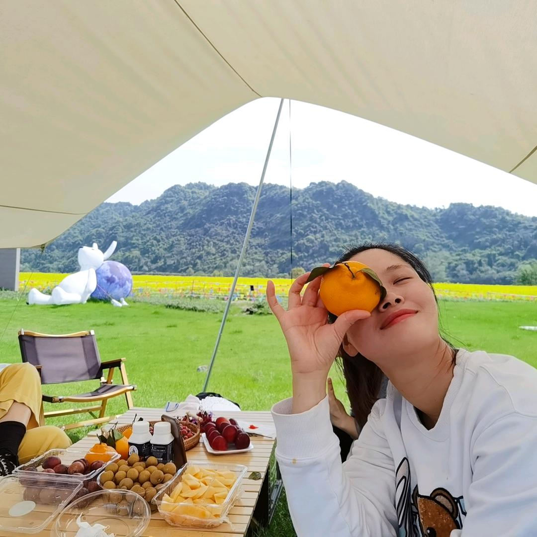 中天云屿江月府汤丹萍