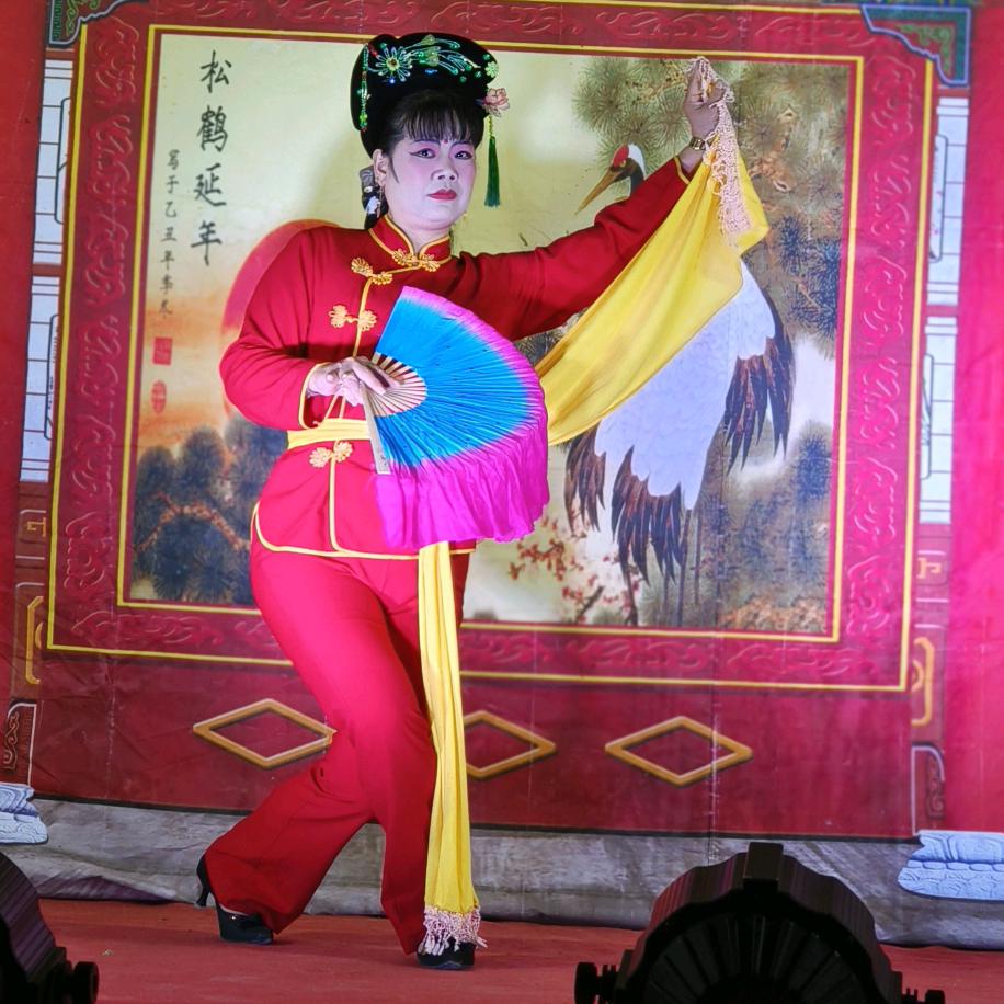 信丰县三秀采茶戏团