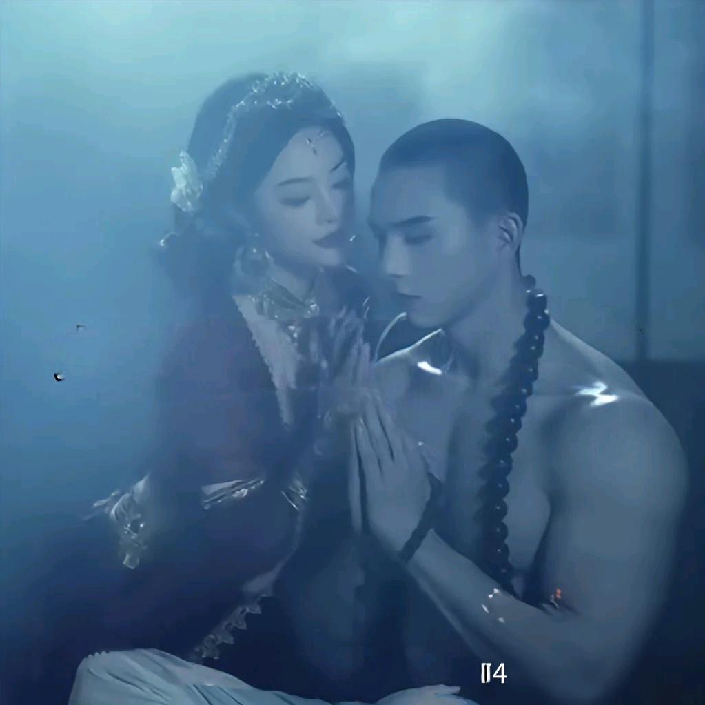 一寸相思，一寸灰。